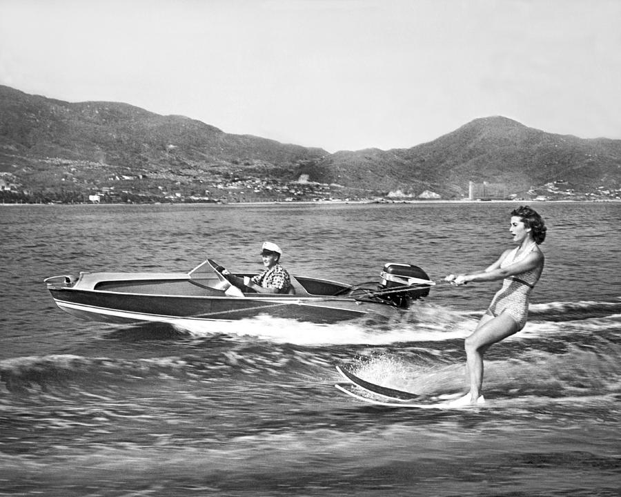 Transportation Photograph - Water Skiing In Acapulco by Underwood Archives