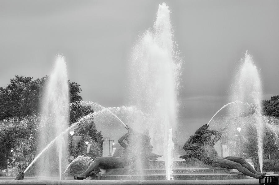 Water Spray - Swann Fountain - Philadelphia in Black and White Photograph by Bill Cannon