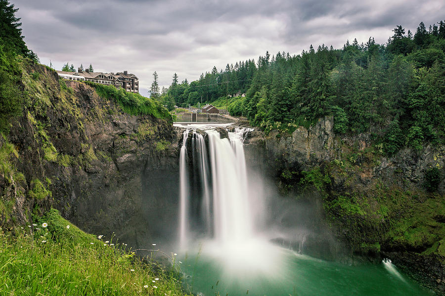 Waterfall in Snoqualmie Falls Photograph by Yajnesh Narayanaswamy ...