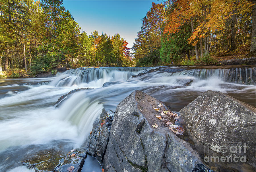 Waterfalls Bond Autumn Colors -0021 Photograph by Norris Seward