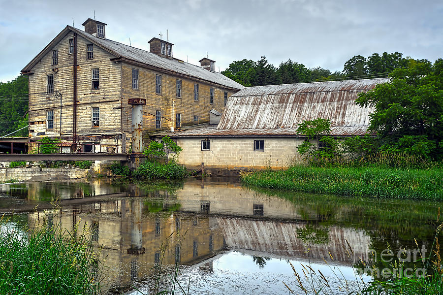 Waterside Woolen Mill Photograph by Izet Kapetanovic