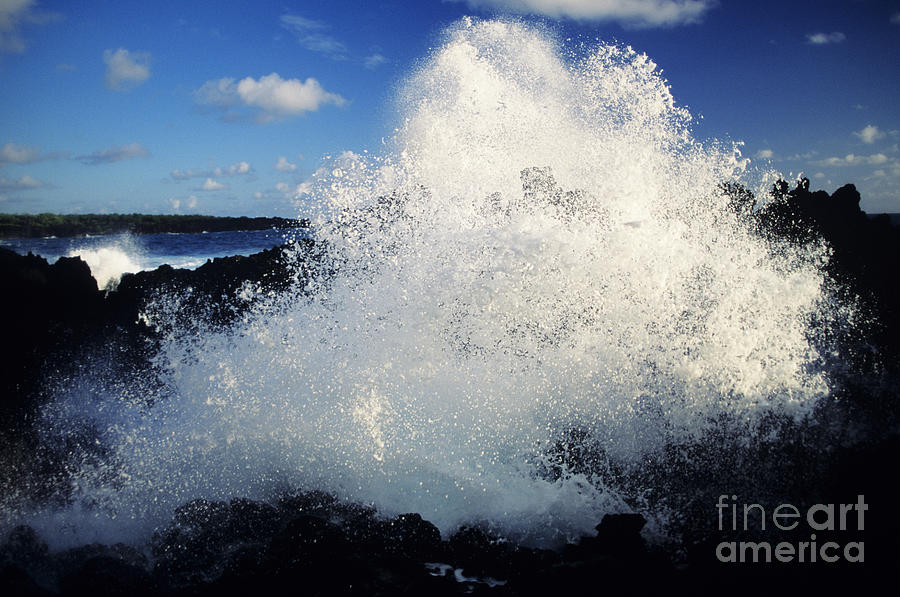 Wave Crashing Photograph by Dana Edmunds - Printscapes