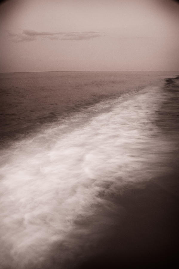 Abstract Photograph - Wave Form by Steve Gadomski