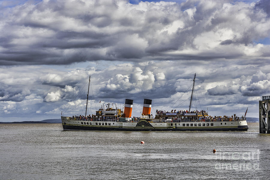Vintage Photograph - Waverley Departs by Steve Purnell