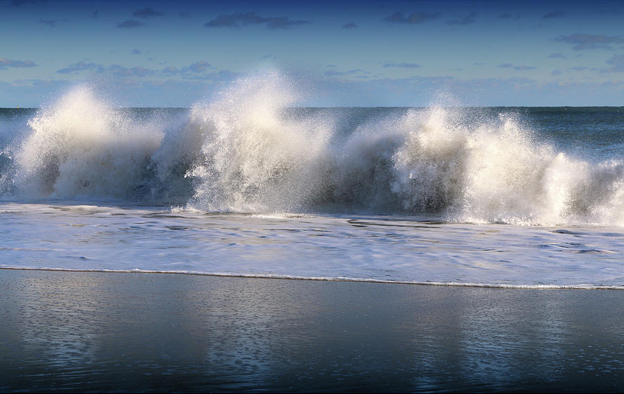 Ocean Digital Art - Waves Against the Wind by William Bader