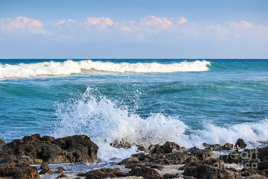 Waves Coming Ashore Photograph by Liesl Walsh