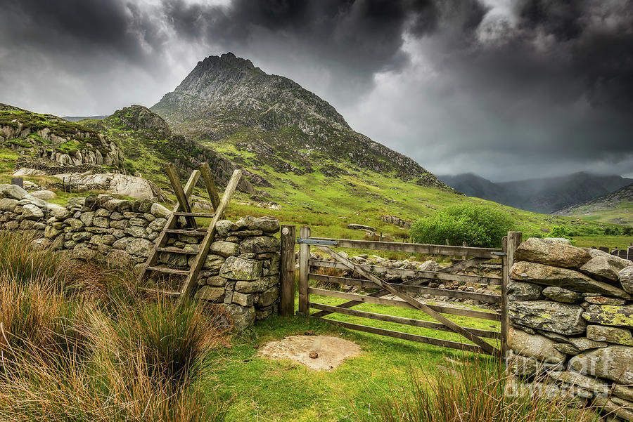 Way To Tryfan Mountain Photograph by Adrian Evans