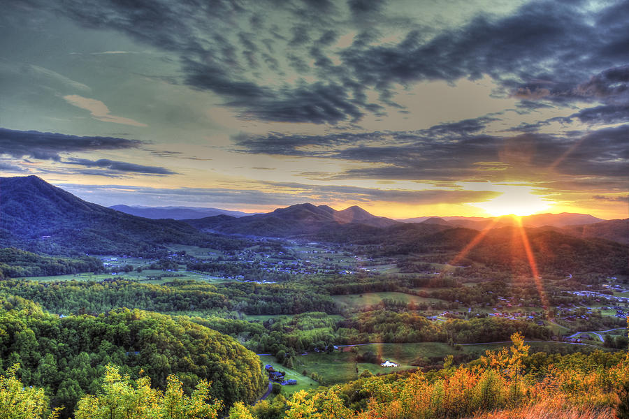 Wears Valley Tennessee Sunset Photograph by Reid Callaway