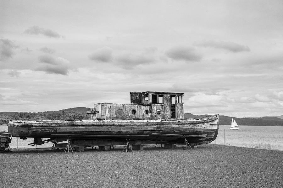 Vessel Photograph - Welcome III by HW Kateley Vessel Photograph - Welcome III by HW Kateley