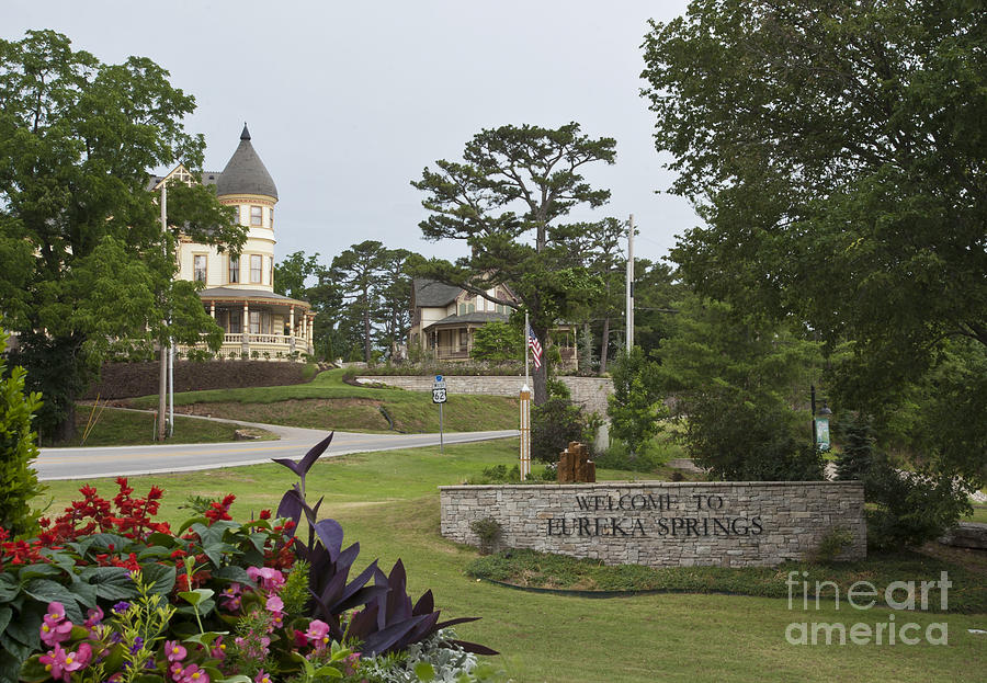 Eureka Springs Photograph - Welcome to Eureka Springs by Steven Foster