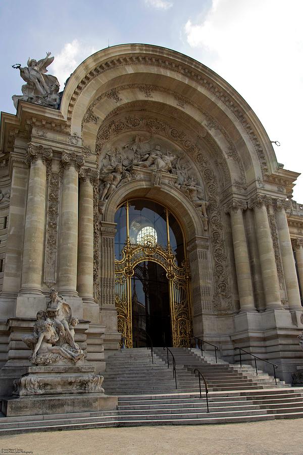 Welcome To Le Petit Palais Photograph by Hany J