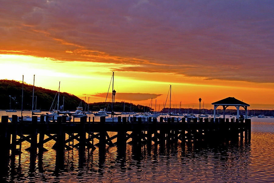 Welcoming Harbor Photograph by Lynda Lehmann