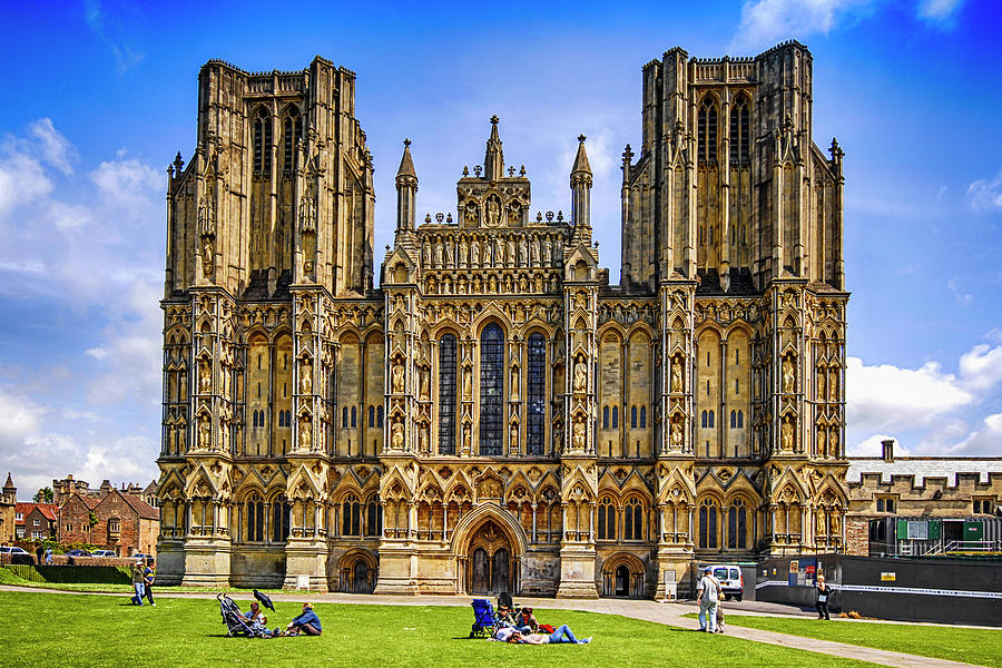 Wells Cathedral, Somerset UK Photograph by Chris Smith