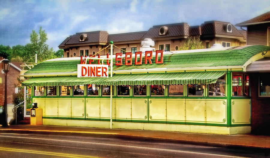 Wellsboro Diner Photograph by Carolyn Derstine