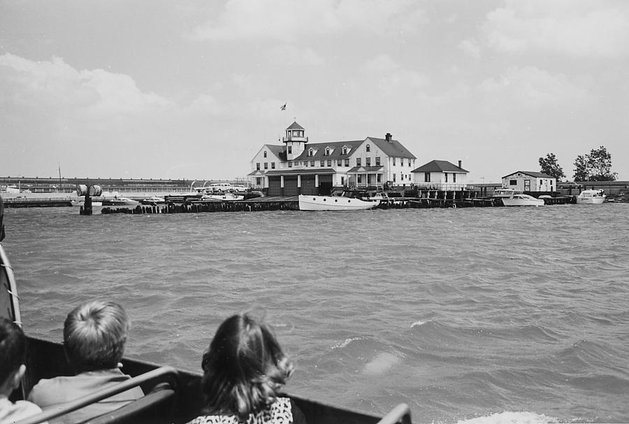 Wendella Passes Coast Guard Station Near Chicago - 1962 Photograph by Chicago and North Western Historical Society