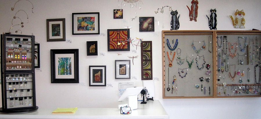 West Wall Jewelry by Maxine Grossman West Wall Jewelry by Maxine Grossman