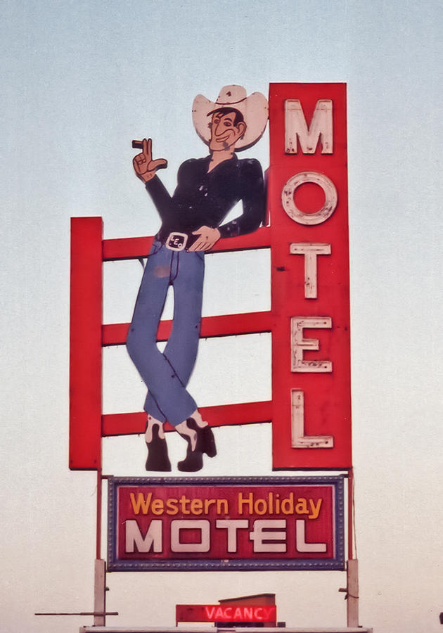 Western Holiday Motel Photograph by Matthew Bamberg