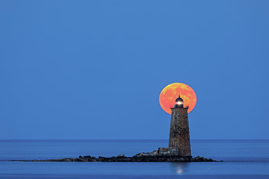 Whaleback Lighthouse with Buck Full Moon Photograph by Juergen Roth