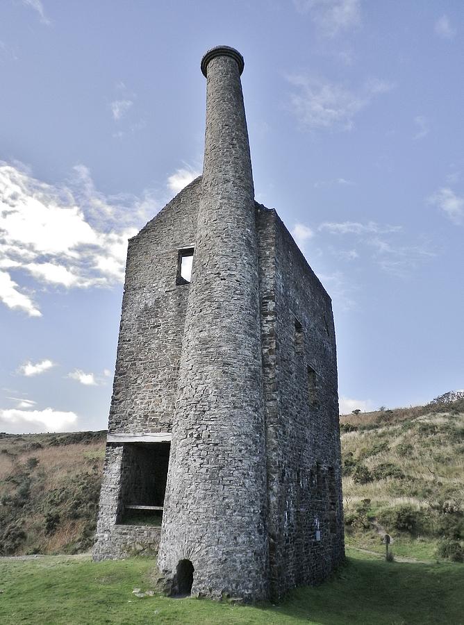 Wheal Betsy Mine Engine House Photograph by Richard Brookes