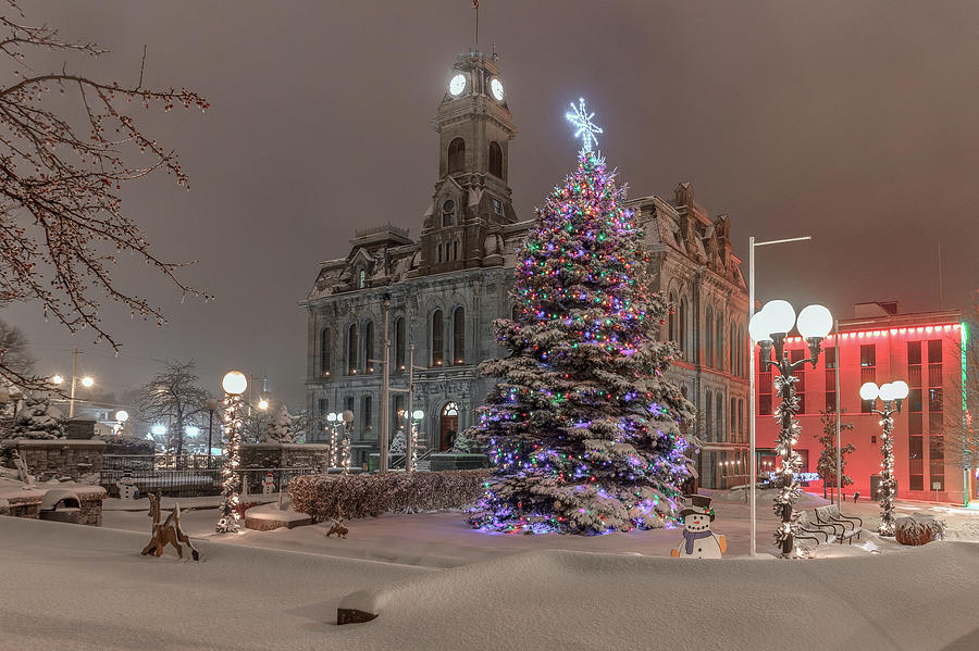 White Christmas Photograph by Rod Best