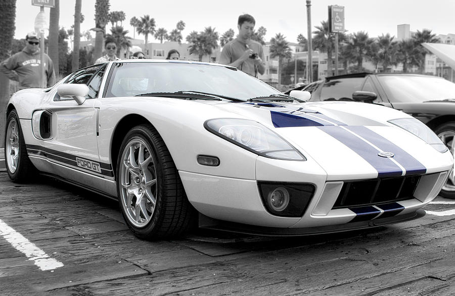 White Ford GT Super Car Photograph by Gene Parks