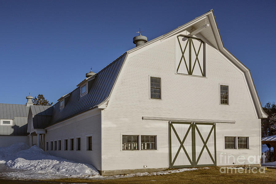 White horse barn in Vermont Photograph by Edward Fielding