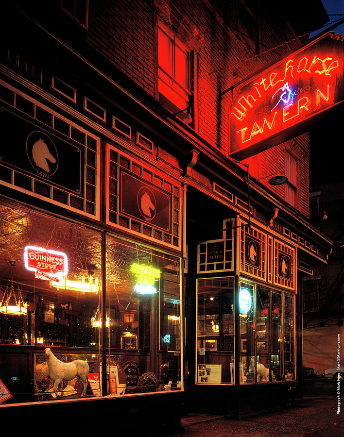 White Horse Tavern Photograph by Mark Ivins