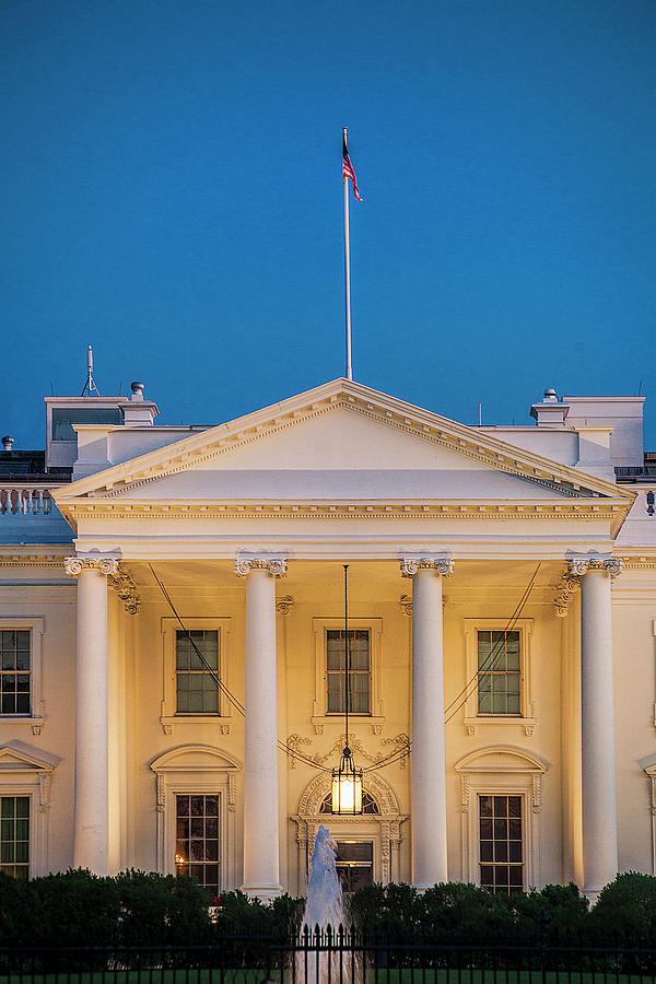 White House at Dusk Photograph by Andrew Soundarajan