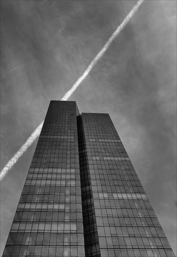 White Plains Office Building 4 Photograph by Robert Ullmann