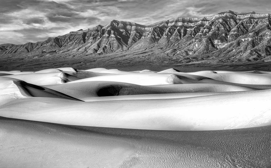 Mountain Photograph - White Sands Morning - 2 - New Mexico - Black and White by Nikolyn McDonald