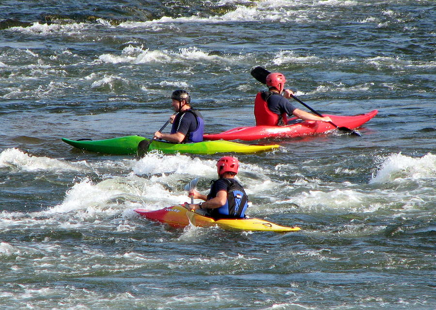 White Water Kayaks Photograph by T Guy Spencer