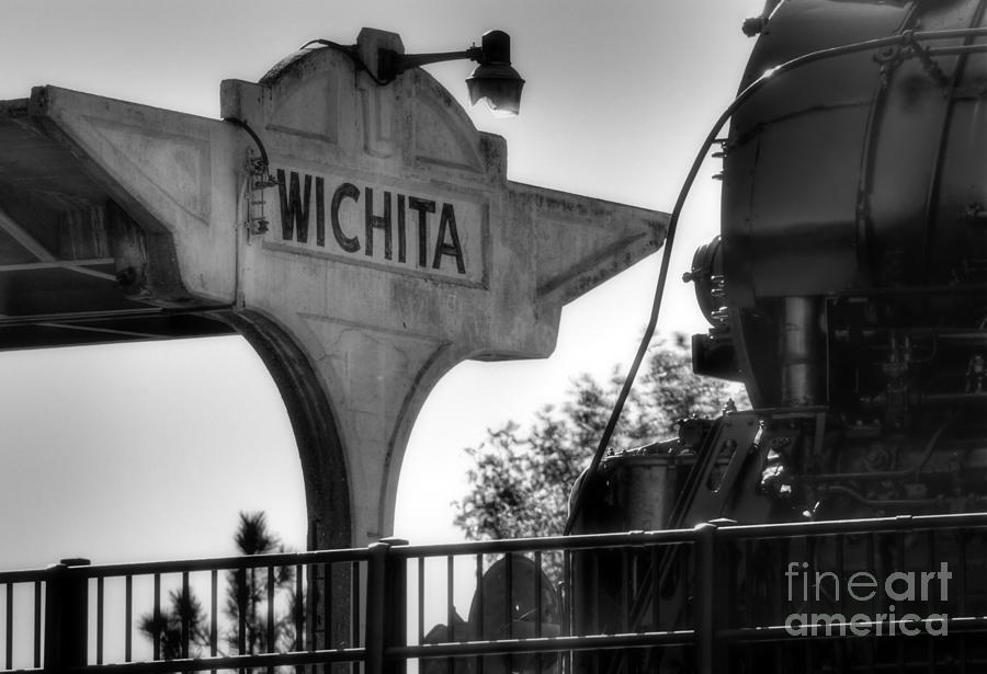 Wichita Photograph - Wichita Approach by Fred Lassmann