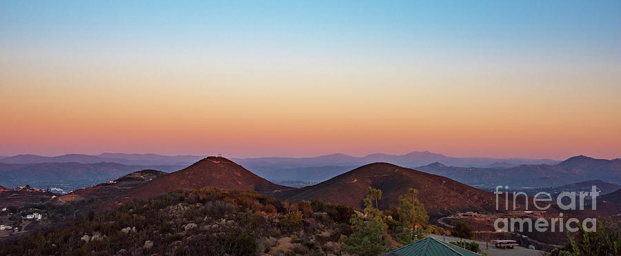 A Double Peak Park Sunset in San Elijo Photograph by David Levin