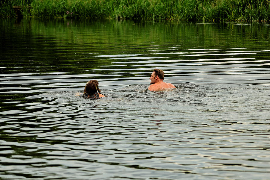 Wild Swimming In The River Trent Photograph by Rod Johnson