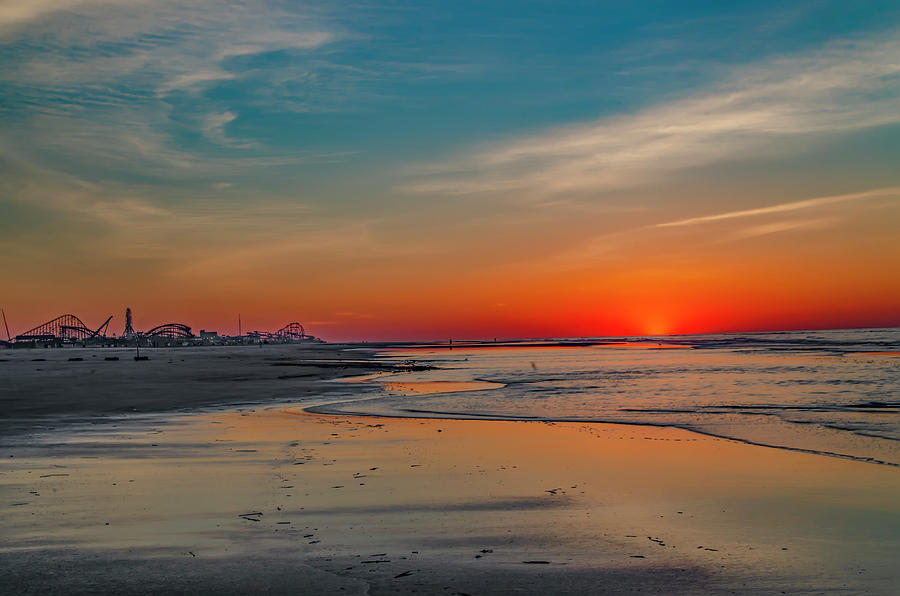 Wildwood New Jersey Seascape at Sunrise Photograph by Bill Cannon
