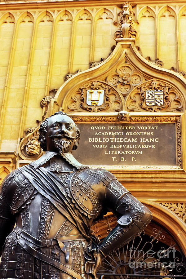 William Herbert statue, Bodleian Library, Oxford  Photograph by Terri Waters