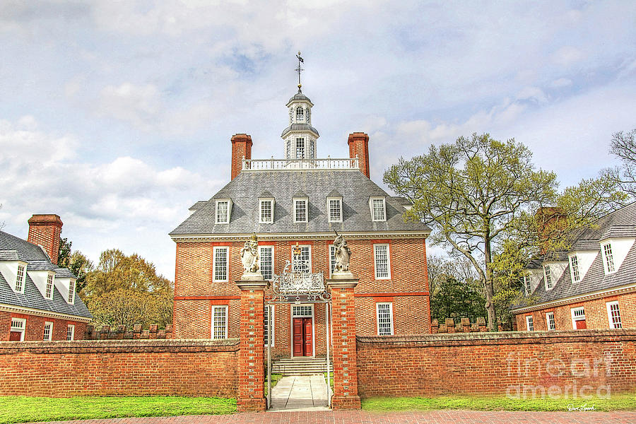 Williamsburg VA Virginia - Governors Palace - In Color Photograph by Dave Lynch
