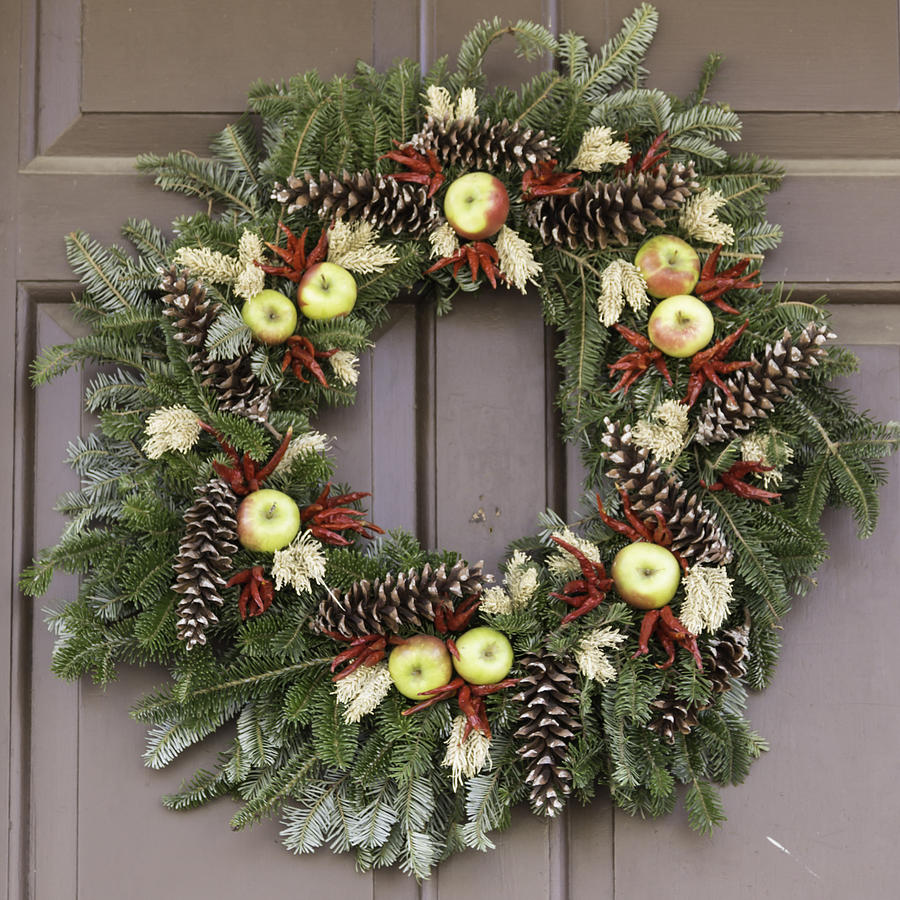 Williamsburg Wreath 15 Photograph by Teresa Mucha - Fine Art America