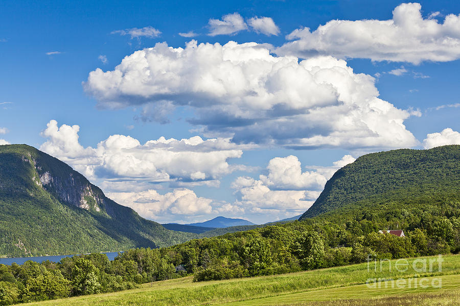 Willoughby Gap Cloudscape Photograph by Alan L Graham