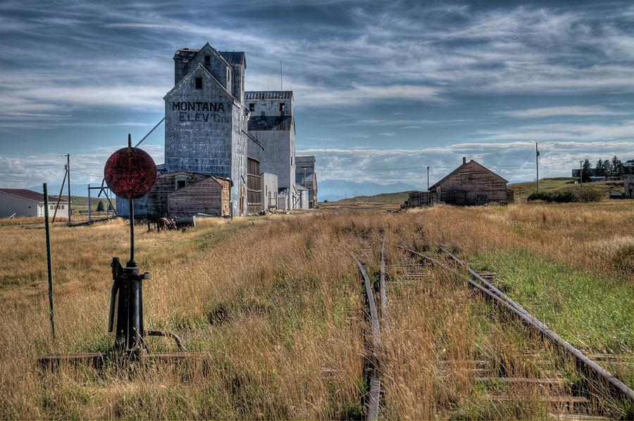 Wilsall Grain Elevators by Dave Rennie Wilsall Grain Elevators by Dave Rennie