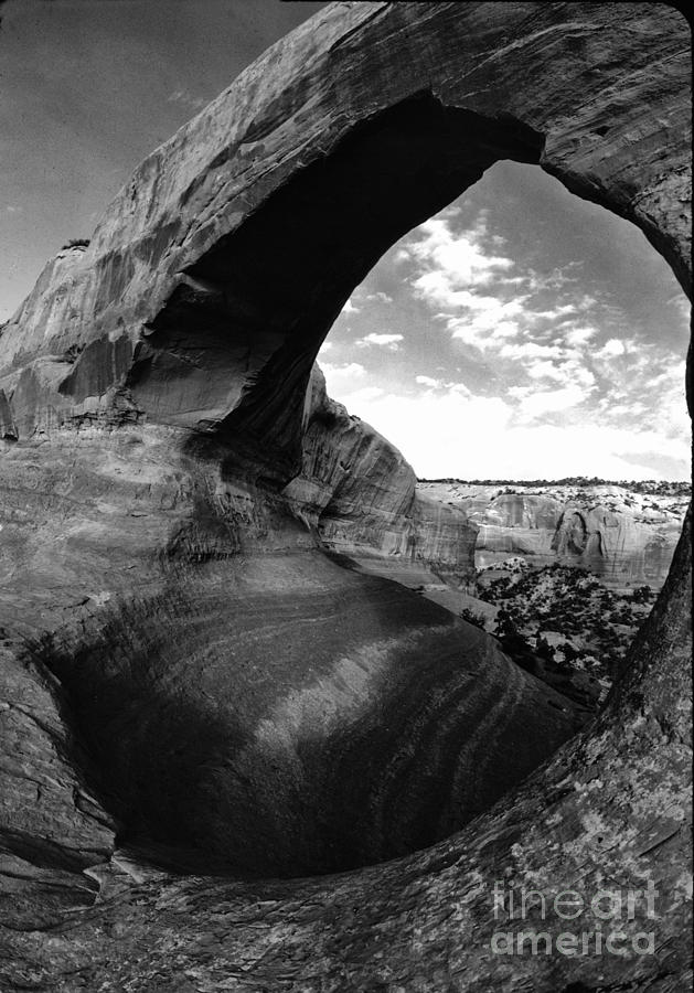 Wilson Arch No 2 Photograph by Ken DePue