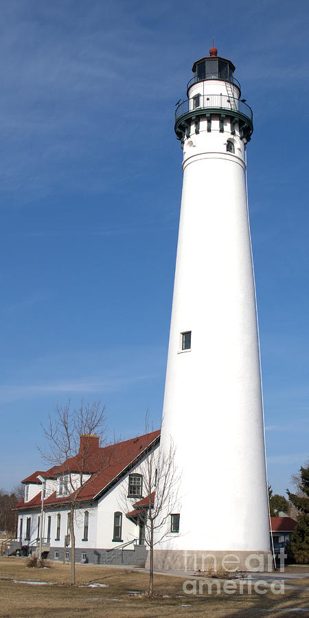 Wind Point Lighthouse Photograph by Ann Horn