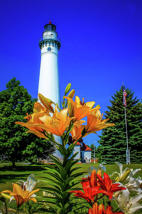 Wind Point Lighthouse Photograph by Tony HUTSON