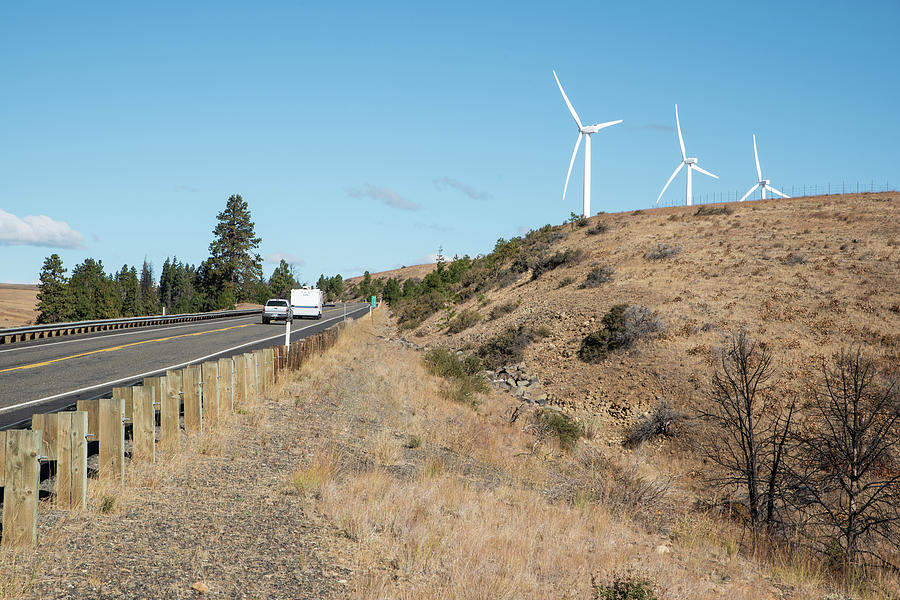 Wind Turbines Near Ellensburg Photograph by Tom Cochran