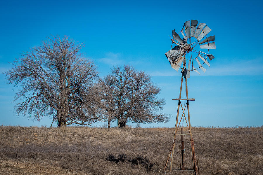 Farm Photograph - Windmill seen better days by Paul Freidlund