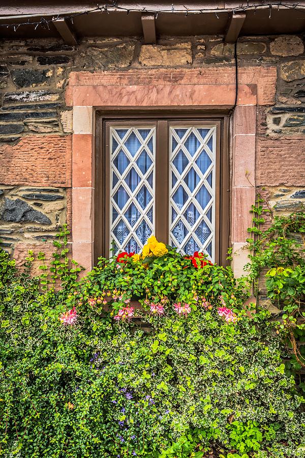 Window Photograph by Bill Howard