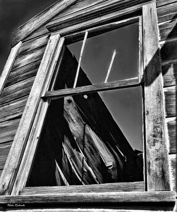 Window But No Roof Photograph by Blake Richards