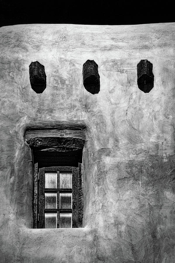 Santa Fe Photograph - Window in an Adobe Wall #2 by Stuart Litoff