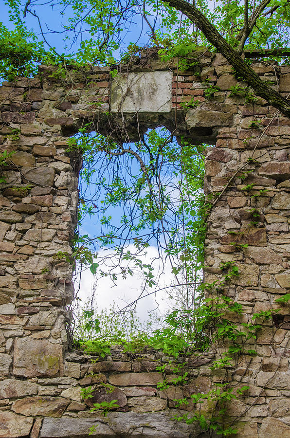 Window Ruin at Bridgetown Millhouse Bucks County Pa Photograph by Bill Cannon