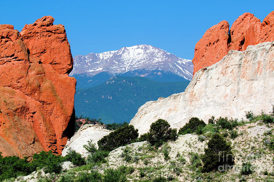 Window Through Garden of the Gods to Pikes Peak Photograph by Steven Krull